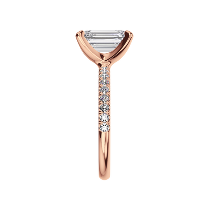 Emerald-Verlobungsring aus Roségold mit Lab Grown Diamanten und Pavé-Band Side